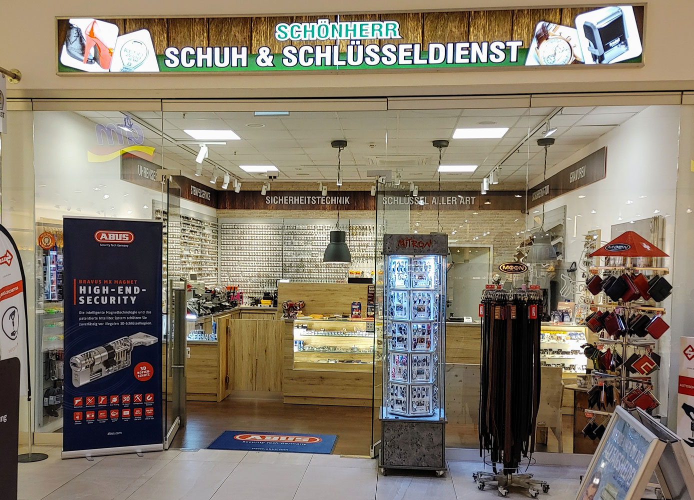 Bild 8 Schlüsseldienst Schönherr im BraWoPark Shopping-Center in Braunschweig