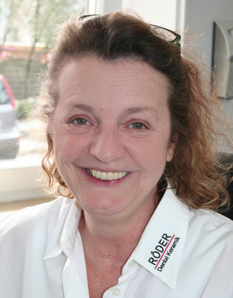 Röder-Dental-Keramik GmbH in Sande - Anja Ruff, Geschäftsführerin Röder-Dental-Keramik GmbH in Sande - Anja Ruff, Geschäftsführerin