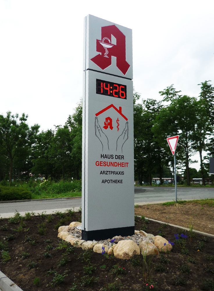 Pylon mit LED-Anzeige Pylon mit LED-Anzeige