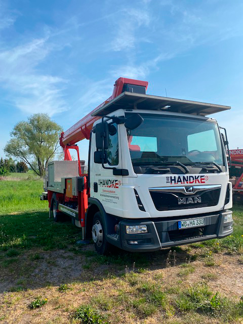 LKW Bühne Ruthmann - Vorderansicht