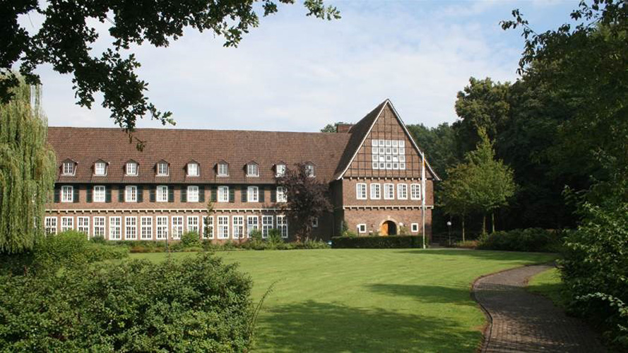 Katholische Landvolkshochschule
"Schorlemer Alst" Katholische Landvolkshochschule
"Schorlemer Alst"