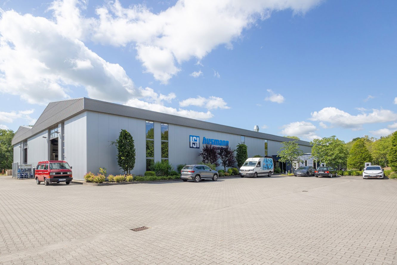Bild 1 Husmann Fassadenbau GmbH in Firrel