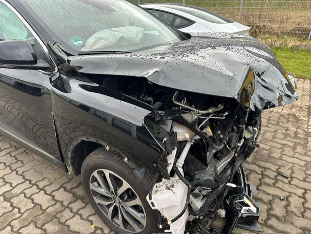 Bild 6 KAmotors.de-Autos mit Schaden/Motorschaden verkaufen in Hannover