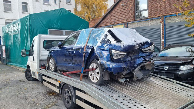Bild 8 KAmotors.de-Autos mit Schaden/Motorschaden verkaufen in Hannover