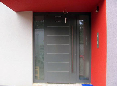 Im Bereich Aluminium stehen Ihnen drei Grundmodelle mit Schüco-Profilen und unterschiedlichen Wärmedämmeigenschaften zur Auswahl. Im Bereich Aluminium stehen Ihnen drei Grundmodelle mit Schüco-Profilen und unterschiedlichen Wärmedämmeigenschaften zur Auswahl.