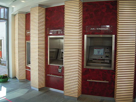 Designabtrennungen von Bankautomaten