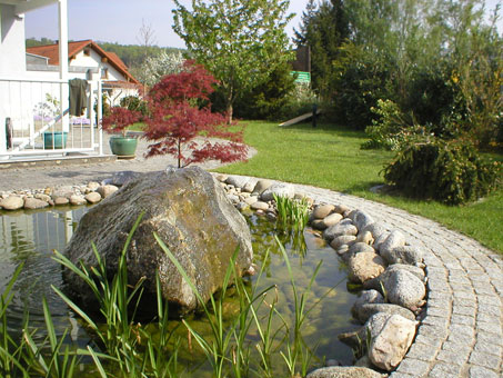 Ihr Ansprechpartner für Teichanlagen, Brunnen und Gartenbäche