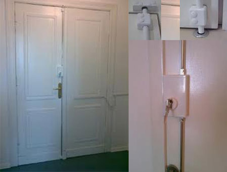 Ein Tür-Stangensicherheitsschloss eignet sich für die Innenseite einer Doppeltür