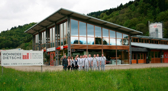 Unser Team arbeitet engagiert und legt großen Wert auf Zuverlässigkeit und Beständigkeit. Die exakte, effiziente und qualitätsbewusste Ausführung aller Arbeiten ist für uns selbstverständlich. Unser Team arbeitet engagiert und legt großen Wert auf Zuverlässigkeit und Beständigkeit. Die exakte, effiziente und qualitätsbewusste Ausführung aller Arbeiten ist für uns selbstverständlich.
