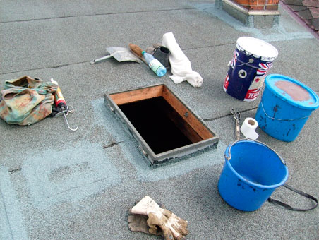 Wohnraumfenstereinbau im Dachgeschoss Wohnraumfenstereinbau im Dachgeschoss