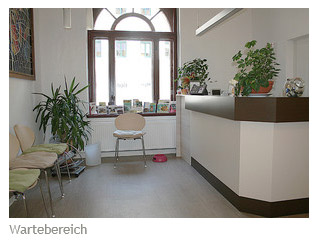 ein anderer Blickwinkel in unser Anmelde-/Wartebereich ein anderer Blickwinkel in unser Anmelde-/Wartebereich