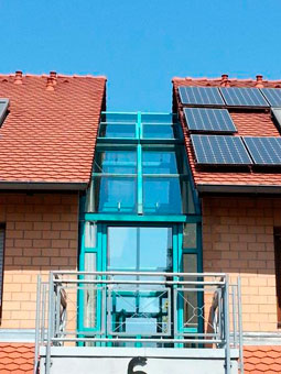 Unsere wichtigsten Leistungen...Baureinigung, Unterhaltsreinigung, Reinigung von Solarzellen, Industriereinigung, Grundreinigung, Winterdienst, Taubenvergrämung, Sonderreinigung, Glas- und Rahmenreinigung, Kehrarbeiten,  Entrümpelungen