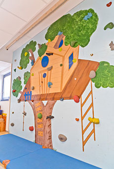 Unsere Kletterwand Unsere Kletterwand