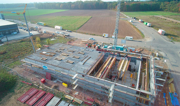 Sie haben für alle Projektschritte einen Ansprechpartner, der terminsicher alle Arbeiten koordiniert und über jeden Schritt Bescheid weiß. Sie haben für alle Projektschritte einen Ansprechpartner, der terminsicher alle Arbeiten koordiniert und über jeden Schritt Bescheid weiß.
