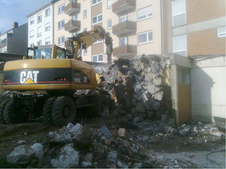 Entkernung und Rückbau in bebauten Gebieten