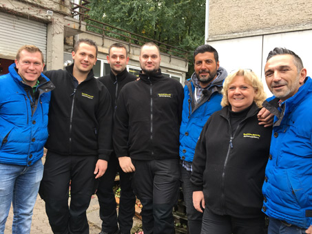 Für alle unsere Kernkompetenzen haben wir speziell ausgebildetes Fachpersonal Für alle unsere Kernkompetenzen haben wir speziell ausgebildetes Fachpersonal