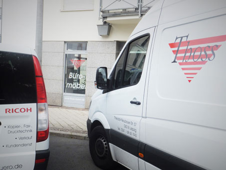 Mit unseren Fahrzeugen können wir Sie vor Ort beraten. Mit unseren Fahrzeugen können wir Sie vor Ort beraten.