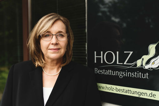 Inhaberin Birgit Holz