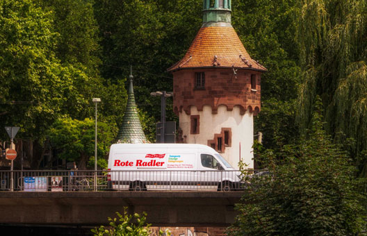 Unser Sondertransportservice bewegt Klaviere, Spezialmaschinen oder Tresore