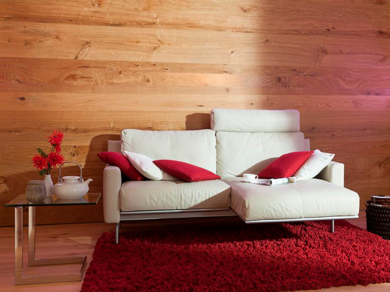 Holzwand im Wohnbereich Holzwand im Wohnbereich
