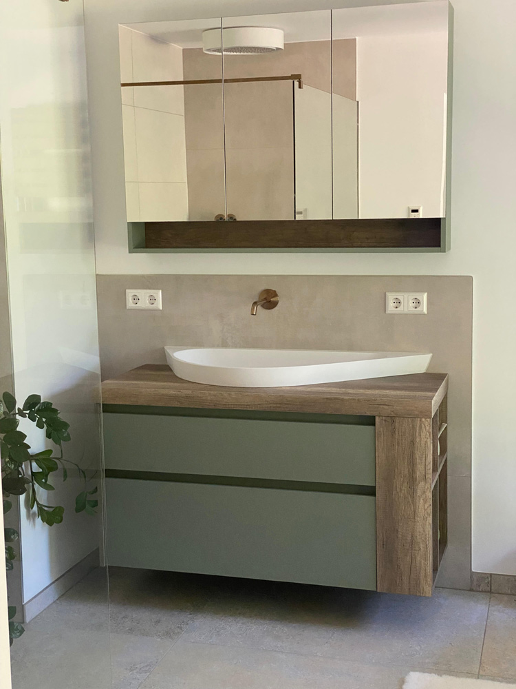 Wir planen und führen sämtliche Badezimmerrenovierungen aus